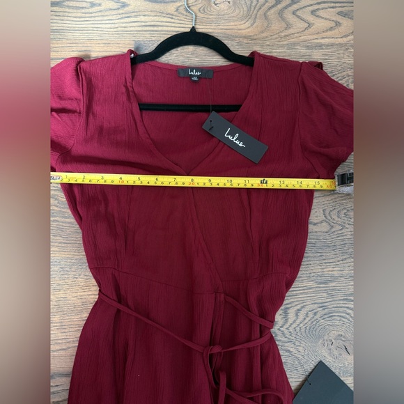 NWT Lulu's Heart of Marigold Burgundy Wrap Maxi Dress with fluttery sleeves. M. - Picture 7 of 9